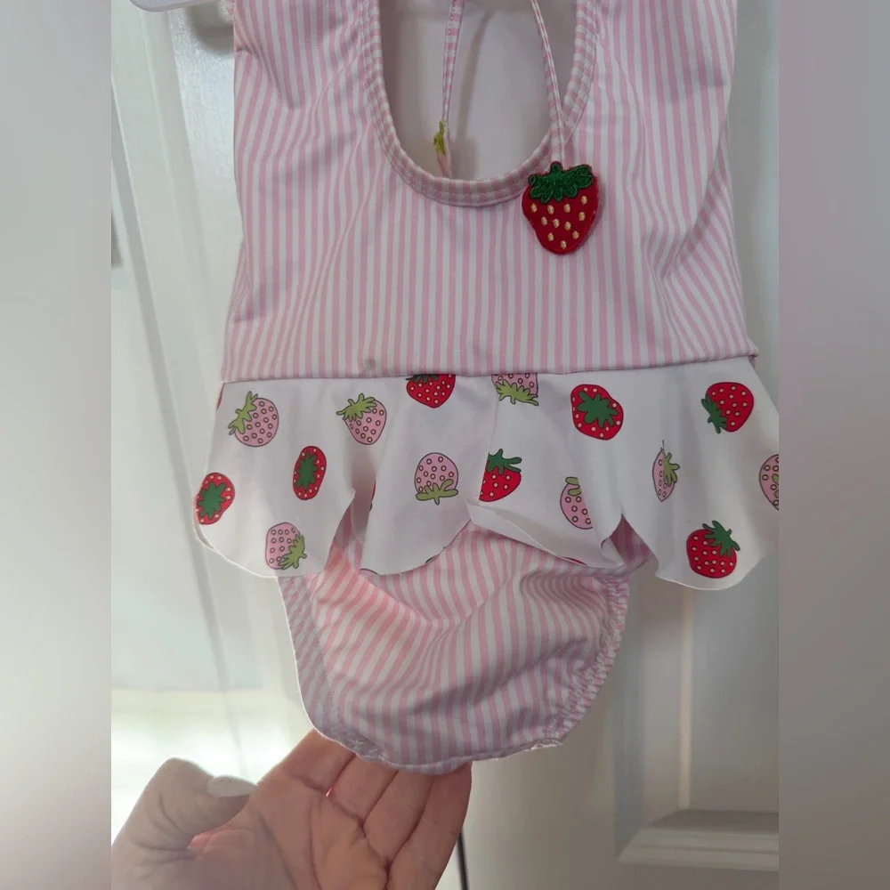 Bella Bliss Girls Strawberry Pink Seersucker Swimsuit Size 3
